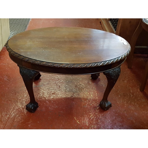 513 - Oval Mahogany Coffee Table on Ball & Claw Feet - approx 16