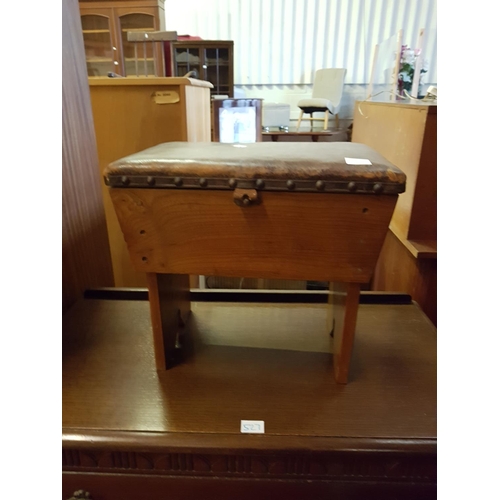 526 - Oak & Leather Topped Footstool with Lift Lid & Storage - approx 13