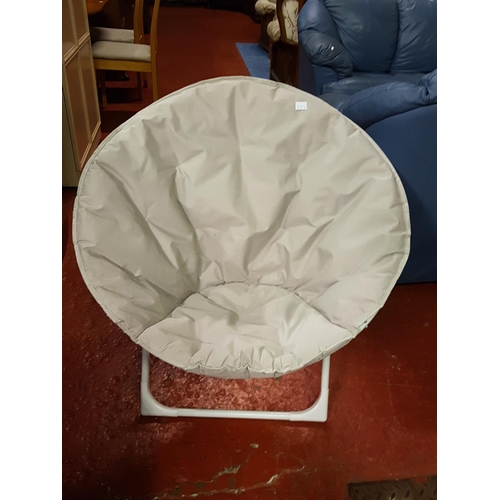 539 - Folding Grey & White Moon Chair.