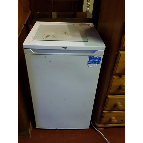 564 - White BEKO Undercounter Three Drawer Freezer - 48cm wide x 47cm deep.