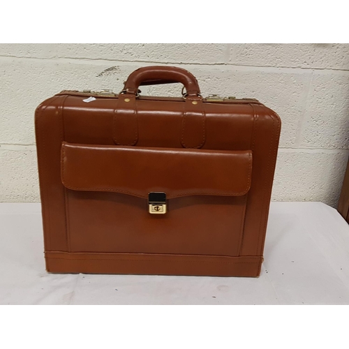 91 - Brown Leather Effect Combination Briefcase.