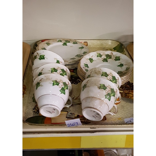 267 - Tray of Colclough Ivy Leaf China.