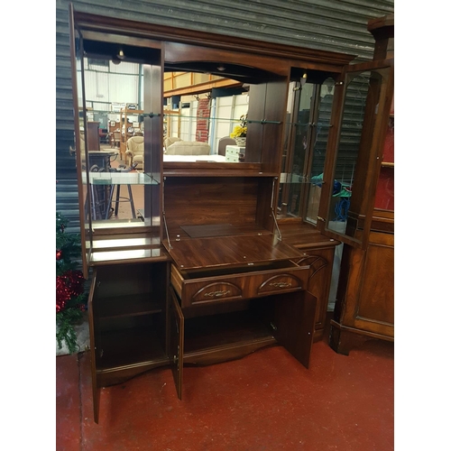 543 - Polished Oak Finish Dresser with Drop Centre Display Cabinet, Glazed Doors, Four Cupboards & Single ... 