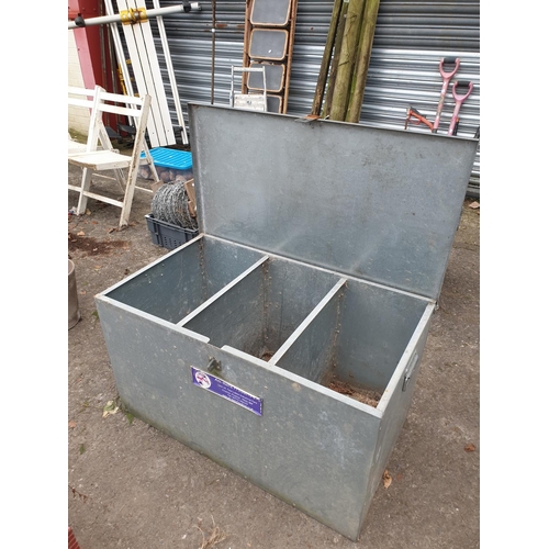 679 - Anti-Mate Lockable Metal Storage Box - 20