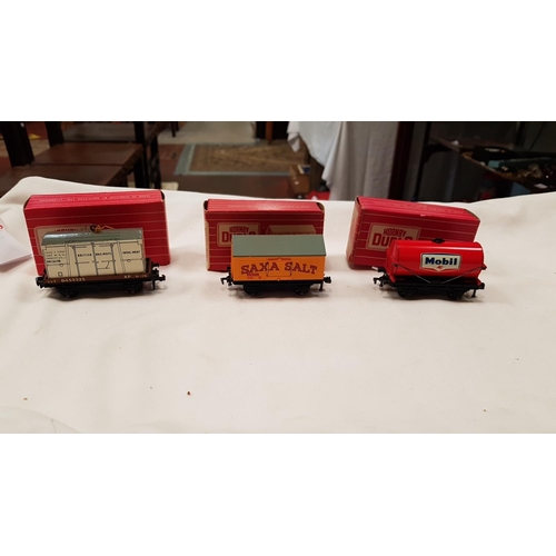 A Set of Three Hornby Dublo Wagon. OO Gauge USED