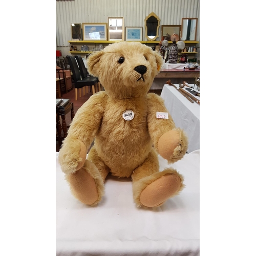 Lot 211       