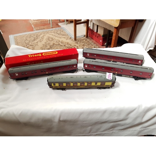 Boxed Triang Railways BR Second Class Sleeping Car R.339, 2 Unboxed BR ...