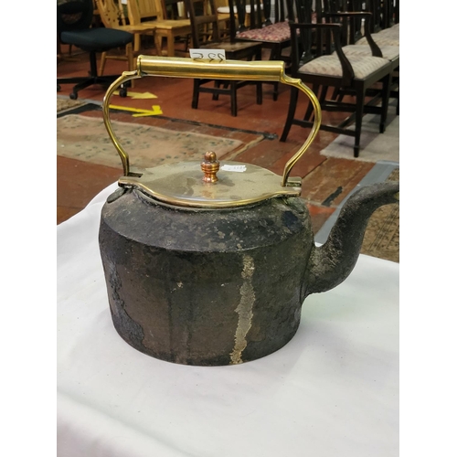 225 - Heavy Cast & Brass Aga Kettle.