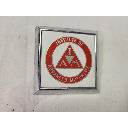 242 - Institute of Advanced Motoring IAM Badge R1768.
