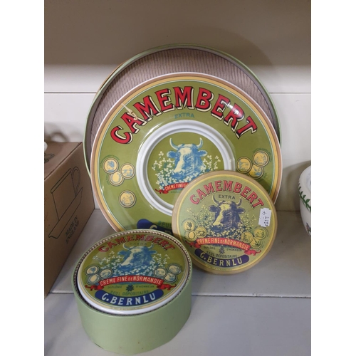 291 - Boxed Camembert Baker Platter & Matching Boxed Lidded Dish.