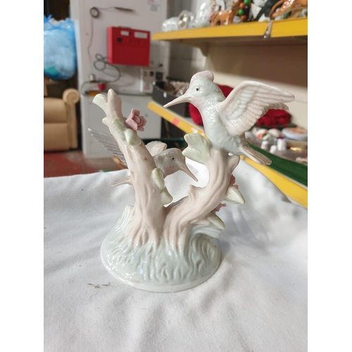 312 - Chinese 20th Century Porcelain Bird Figure.