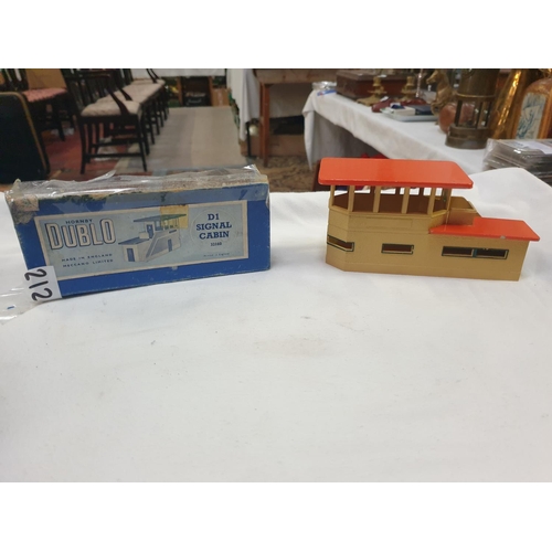 212 - Boxed Meccano Hornby Dublo D1 Signal Cabin.