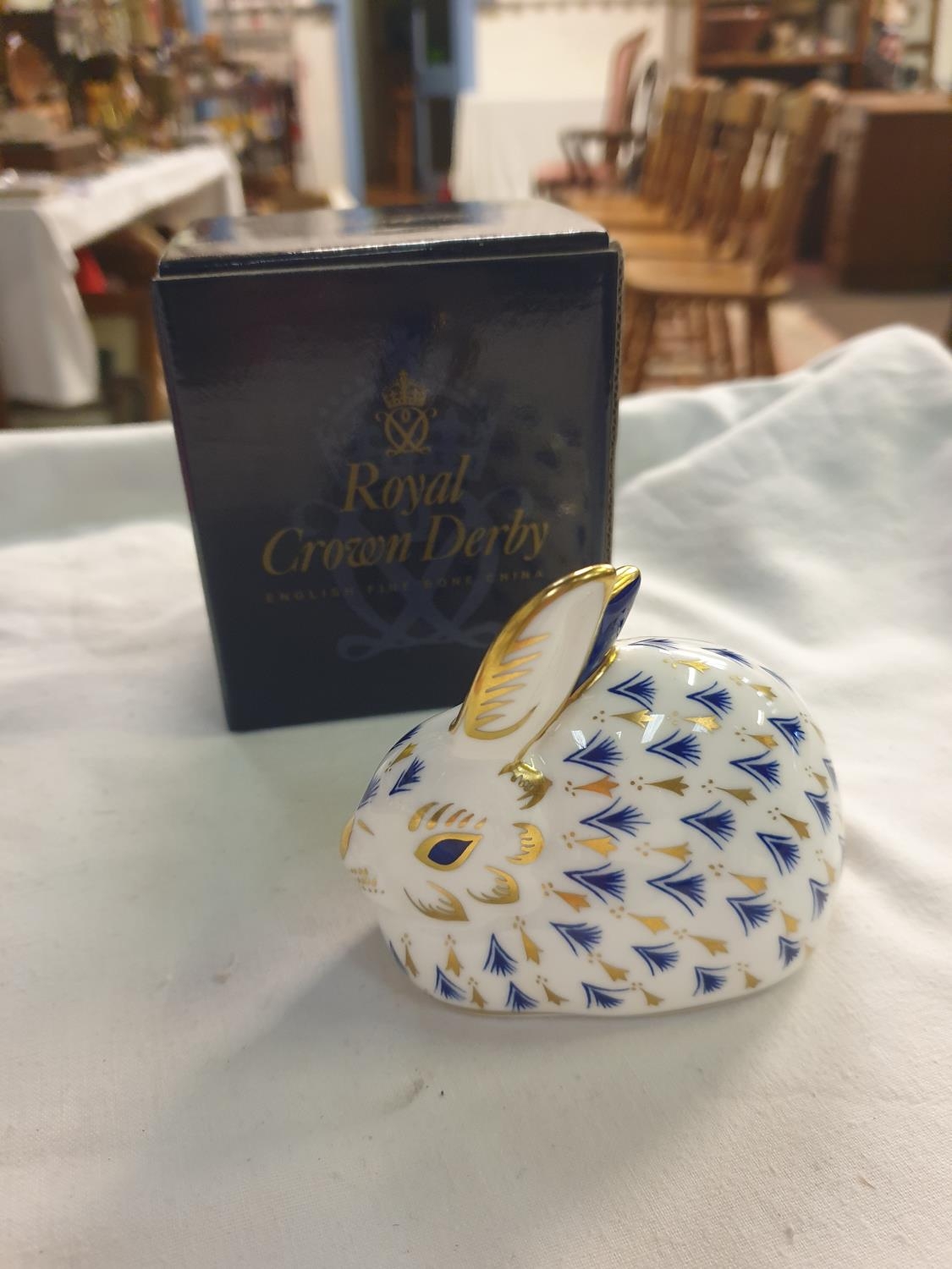Boxed Royal Crown Derby Rabbit Paperweight with Gold Stopper Length c.8 ...
