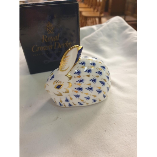 Boxed Royal Crown Derby Rabbit Paperweight with Gold Stopper Length c.8 ...