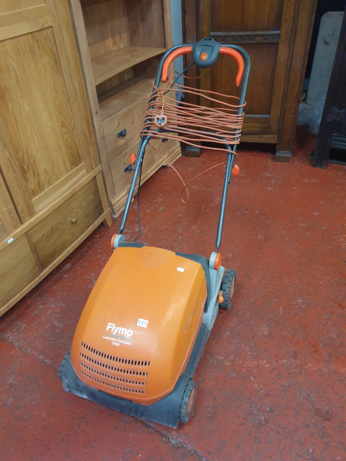 Electric Flymo Lawn Rake Compact 3400.
