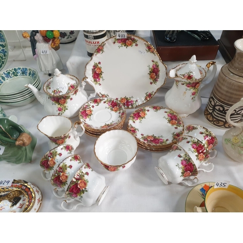 23 Piece Royal Albert 