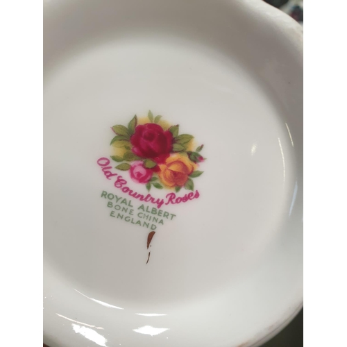 23 Piece Royal Albert 