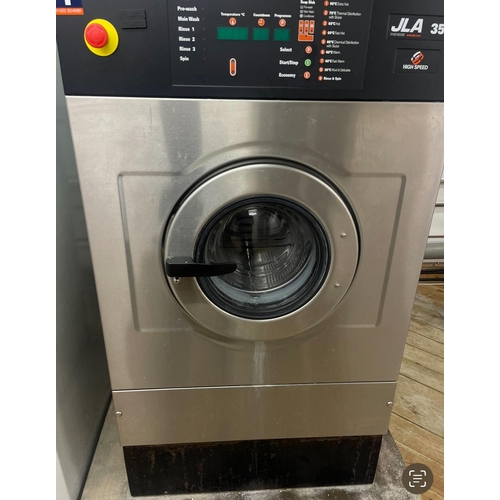 62 - JLA COMMERCIAL HIGH-SPEED WASHING MACHINE WITH PLINTH
Description:
JLA COMMERCIAL HIGH-SPEED WASHING... 