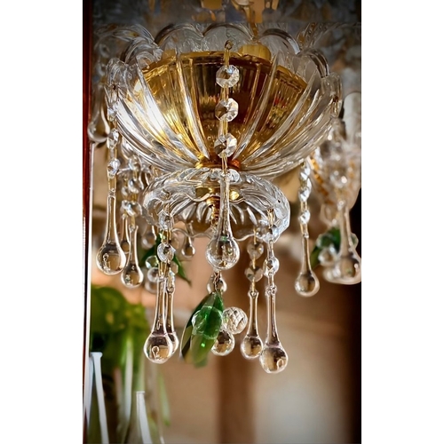 372 - slc Illumina - MG - Chandelier - 6L Grapes - Mariateresa crystal
Original crystal chandelier with bu... 