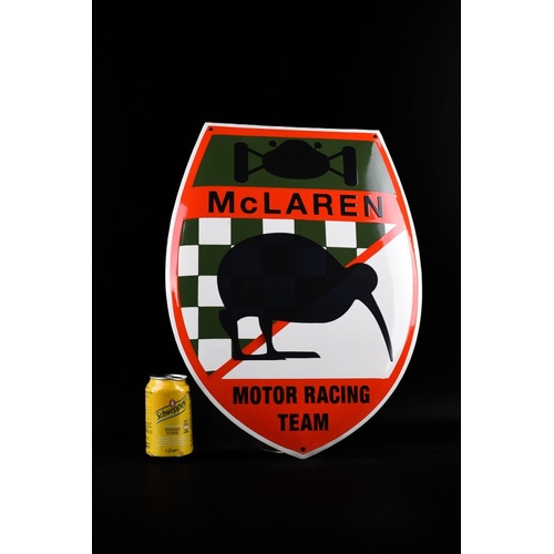 374 - McLaren - McLaren emblem; blasson; enamel sign; handmade; qualityHUGE! ENAMEL! SIGN!
XL enamel sign ... 