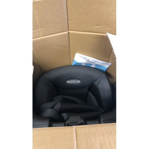 212 - Lot 212- Graco Endure car seat