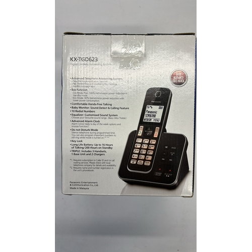 351 - Lot 81 - Panasonic cordless answering system