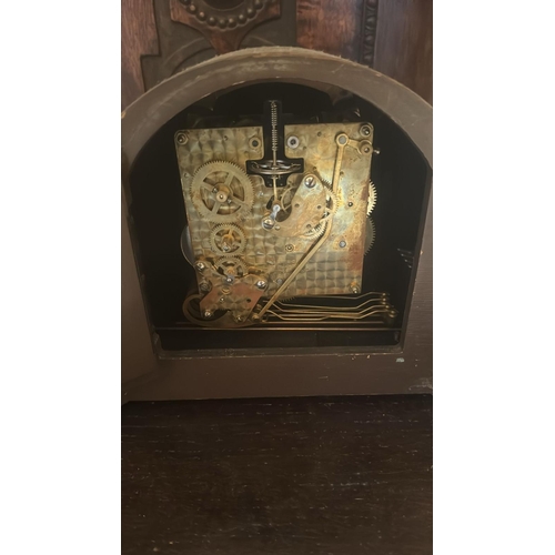 429 - MANTLE CLOCK WITH WEST