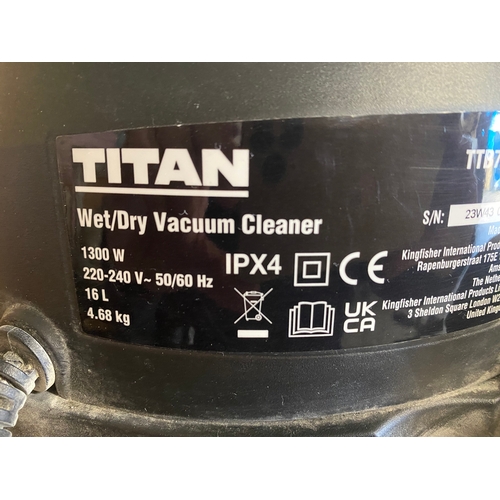 607 - Titan Wet/Dry 1300W vacuum cleaner