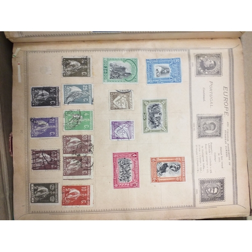 16 - Box containing 12 small to medium size albums/stock books of world/commonwealth collections, mint/us... 