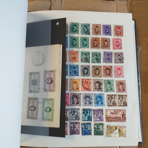 137 - African countries on approx 100 pages in a Devon Album, Est £20-30