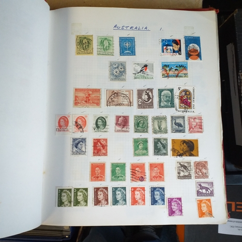 162 - World collection in Red springback album - looks to be fairly basic Est £5-10