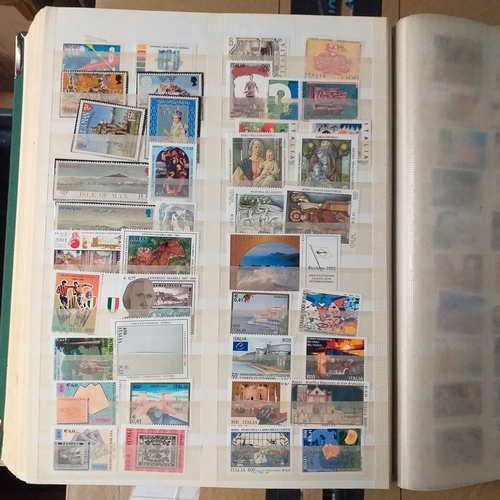 167 - Mammut 40 page (80 sides) stock book crammed with a wide range of countries, mostly Europe.  Many mi... 