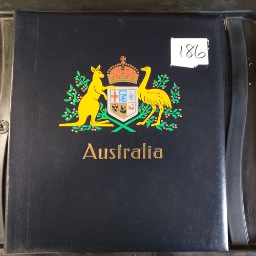 186 - Quality DAVO pre-printed album 1913-1985 in superb condition approx three quarters full, good repres... 