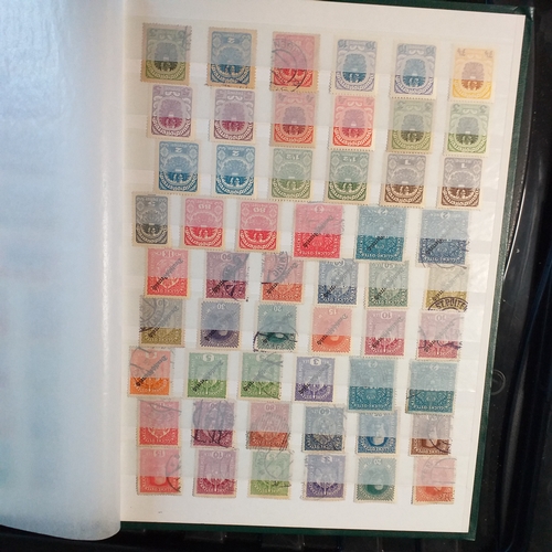 187 - 16 page/32 side Lighthouse stock book housing an Austria mint/used collection (approx 50/50 split), ... 