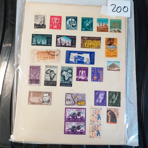 200 - Egypt used collection on 7 pages - 217 stamps from early to 1960's Est £10