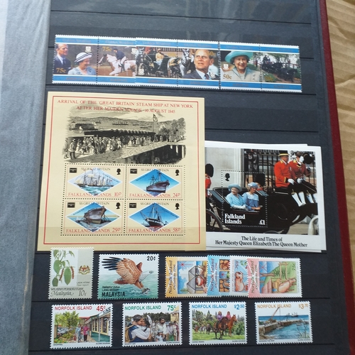 12 - Box:  6  part remaindered collections; Hong Kong, New Zealand, Pacific Islands, Caribbean Islands. G... 