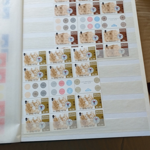 12 - Box:  6  part remaindered collections; Hong Kong, New Zealand, Pacific Islands, Caribbean Islands. G... 