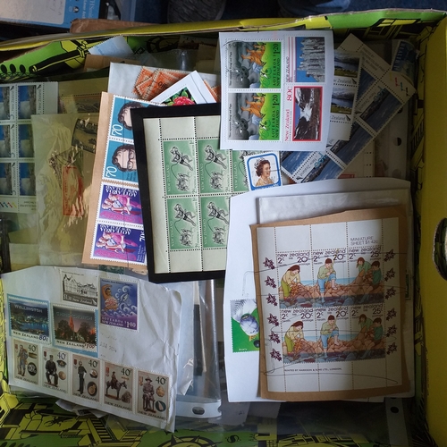 13 - New Zealand:  Shoe box contains a large quantity of Kiloware, mostly off paper, with a few health mi... 