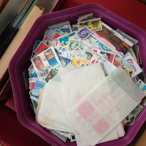 17 - Innoteck Box containing stamps off paper in packets, mostly Channel Is, IOM  & Falklands total weigh... 