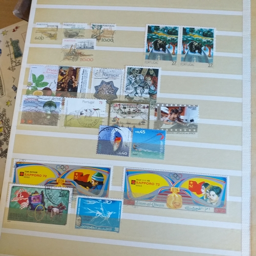 17 - Innoteck Box containing stamps off paper in packets, mostly Channel Is, IOM  & Falklands total weigh... 