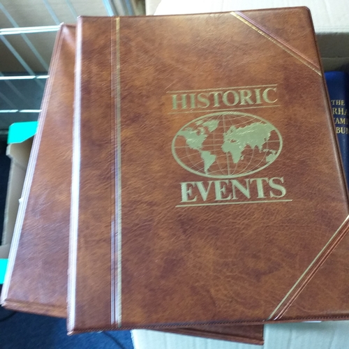 26 - Box: 6 Collections including Australia (1991 ? 2004 Mounted Mint + Used) Haley?s Comet (Commonwealth... 