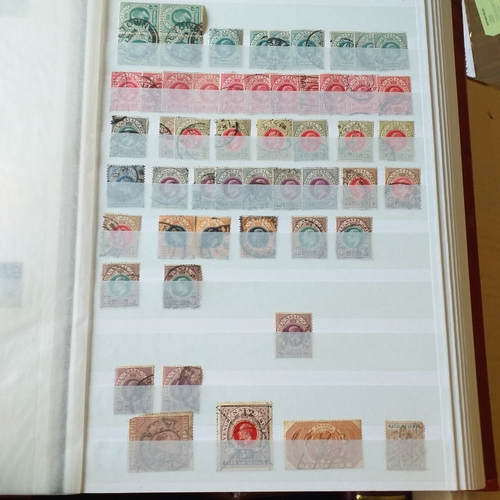 26 - Box: 6 Collections including Australia (1991 ? 2004 Mounted Mint + Used) Haley?s Comet (Commonwealth... 