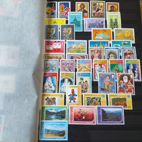 26 - Box: 6 Collections including Australia (1991 ? 2004 Mounted Mint + Used) Haley?s Comet (Commonwealth... 