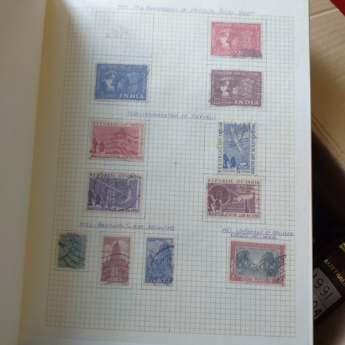 26 - Box: 6 Collections including Australia (1991 ? 2004 Mounted Mint + Used) Haley?s Comet (Commonwealth... 