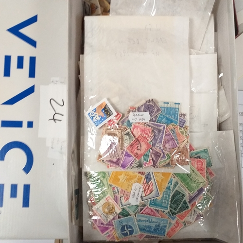 24 - Shoebox containing USA kiloware, mainly used, loose/in packets, off paper - 1000's.