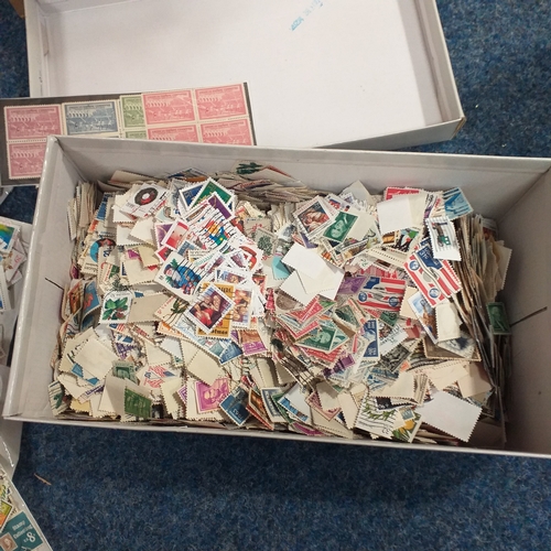 24 - Shoebox containing USA kiloware, mainly used, loose/in packets, off paper - 1000's.