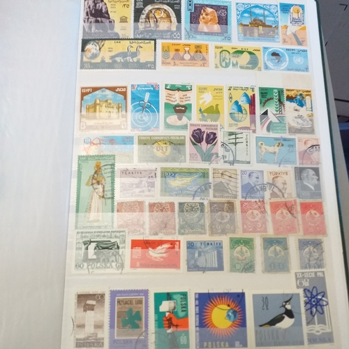 37 - Glory box of world collections in albums and stock books (6 good stock books), Large Citation stamp ... 