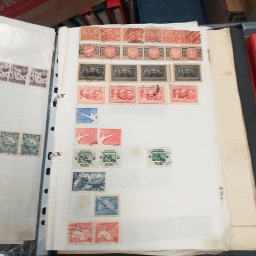 39 - Large box of 14 albums countries include, Norway, Poland, Mexico, Portugal, Russia, Malta, Spain and... 