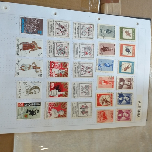153 - Albania small collection on 13 album pages and 3 stock cards, mint / used with the odd set CTO stron... 