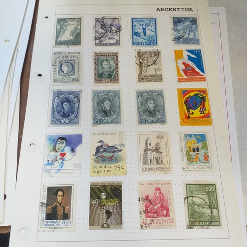 157 - Argentina collection on approx 20 pages, mainly mint from early to recent.